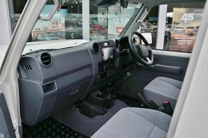 2025 Toyota Landcruiser GXL