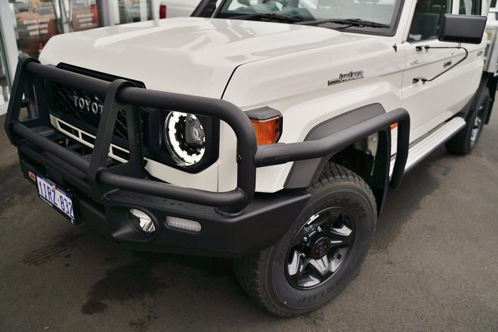 2025 Toyota Landcruiser GXL