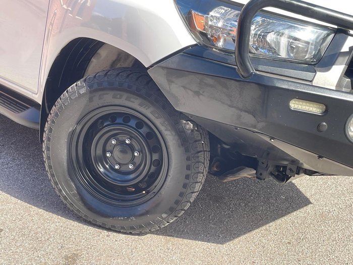 2021 Toyota Hilux SR