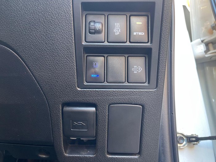 2021 Toyota Hilux SR