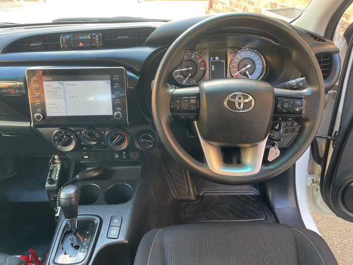 2021 Toyota Hilux SR