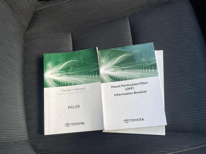 2021 Toyota Hilux SR