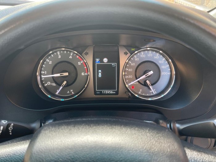 2021 Toyota Hilux SR