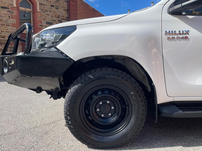 2021 Toyota Hilux SR