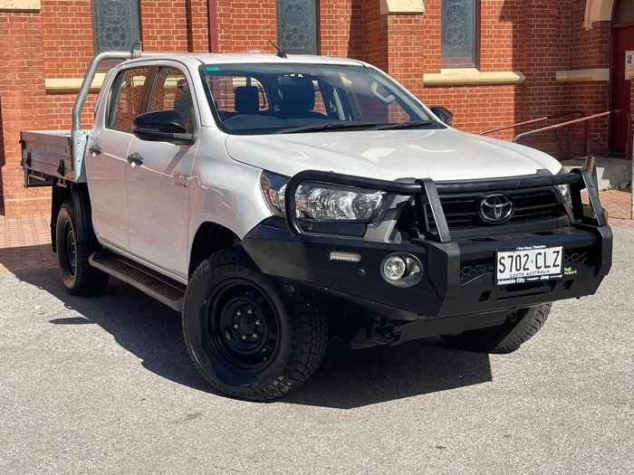 2021 Toyota Hilux SR
