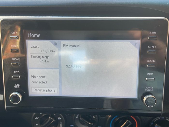 2021 Toyota Hilux SR