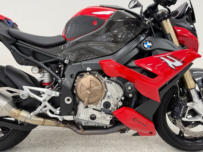 2022 BMW Motorrad S 1000 R Red