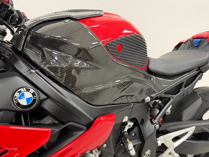 2022 BMW Motorrad S 1000 R Red