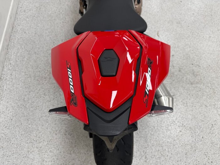 2022 BMW Motorrad S 1000 R Red