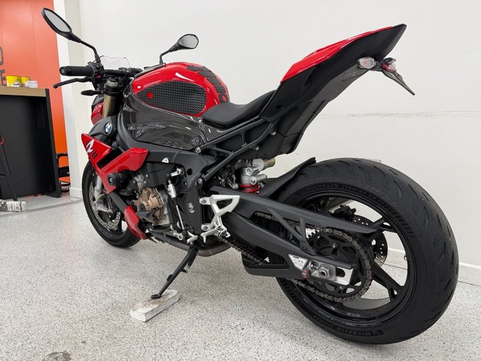 2022 BMW Motorrad S 1000 R Red