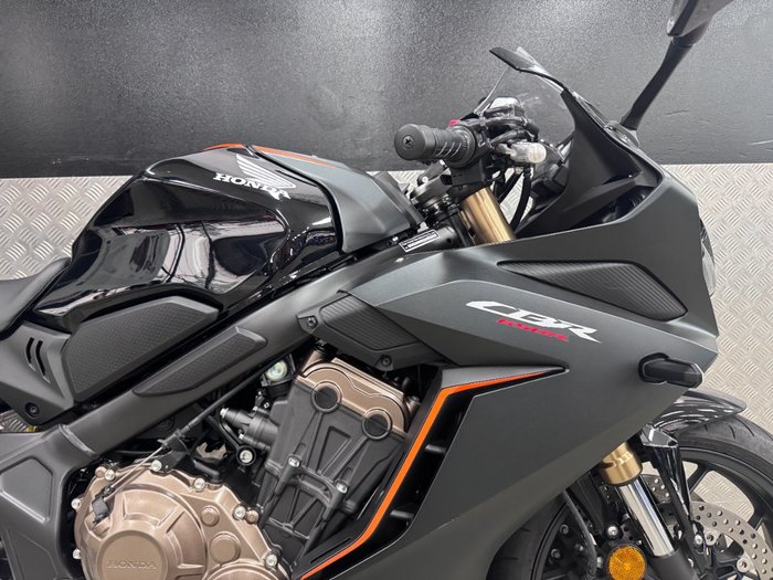 2022 Honda CBR650R BLACK