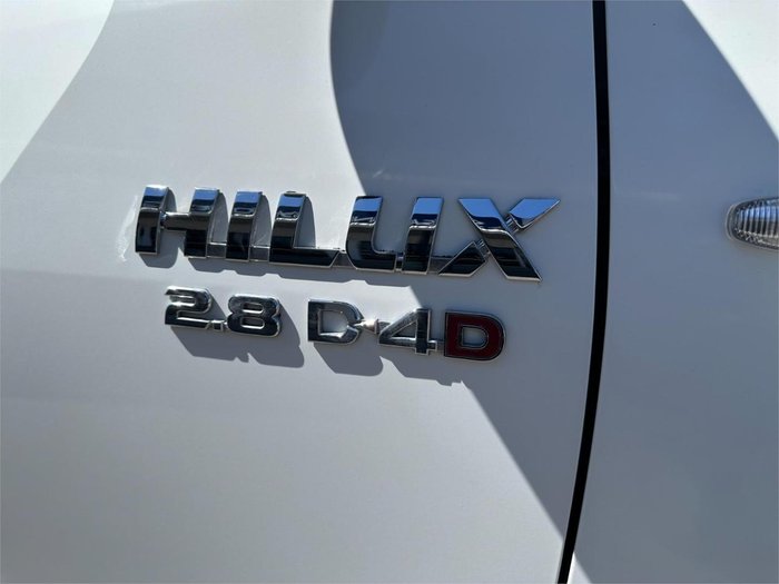 2016 Toyota Hilux SR GUN126R 4X4 Dual Range Glacier White