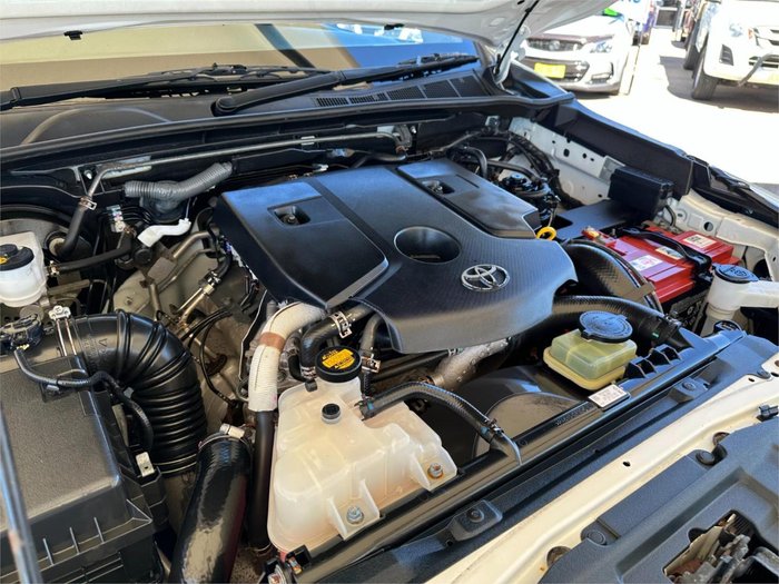 2016 Toyota Hilux SR GUN126R 4X4 Dual Range Glacier White