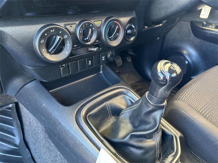 2016 Toyota Hilux SR GUN126R 4X4 Dual Range Glacier White