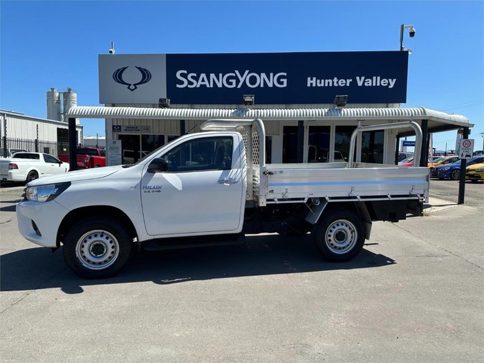 2016 Toyota Hilux SR GUN126R 4X4 Dual Range Glacier White