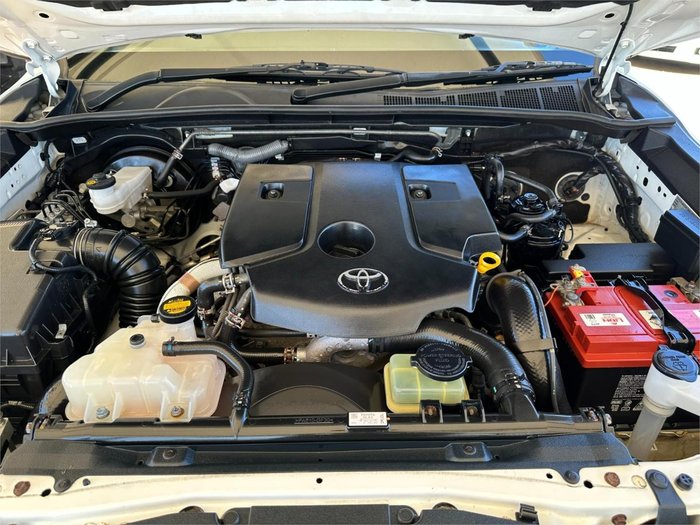 2016 Toyota Hilux SR GUN126R 4X4 Dual Range Glacier White