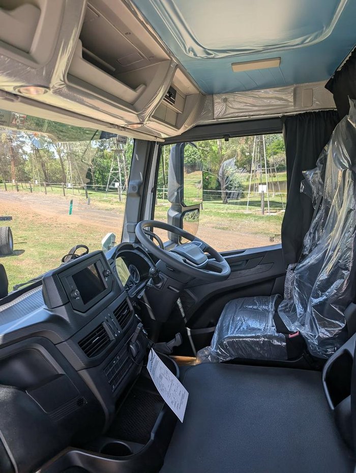 2025 Iveco S-Way AT230