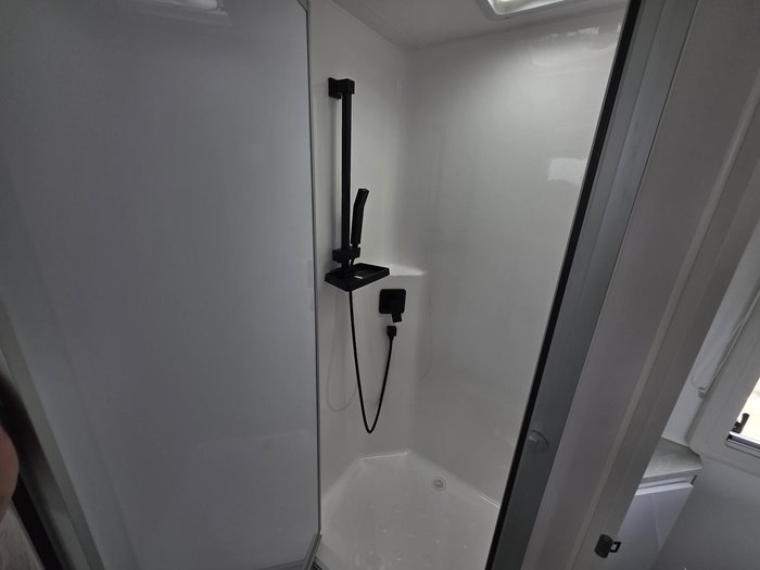 2023 JB Caravans Scorpion Sting Air 23'6 Rd Club