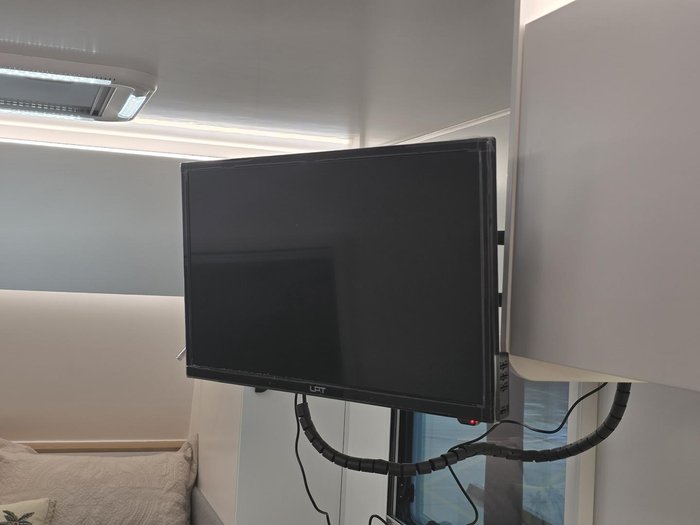 2025 Traveller Destination Track 20