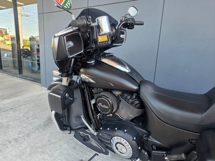 2020 INDIAN ROADMASTER GREY SMK/BLACK SMK BLACK