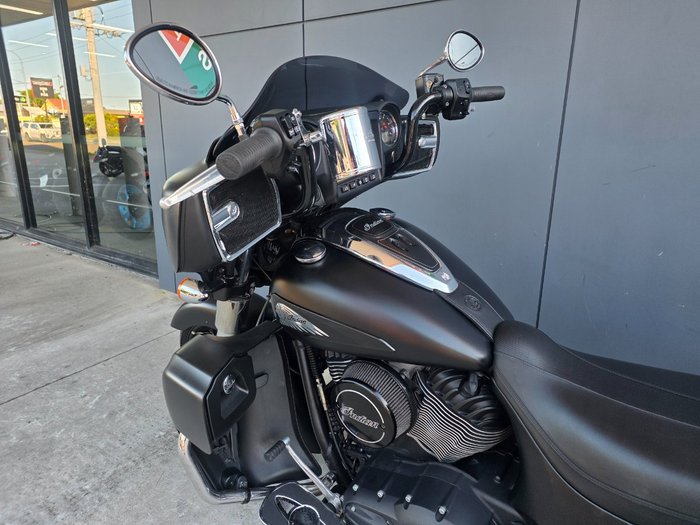 2020 INDIAN ROADMASTER GREY SMK/BLACK SMK BLACK