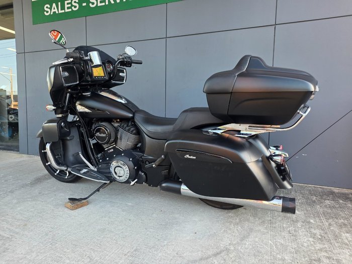 2020 INDIAN ROADMASTER GREY SMK/BLACK SMK BLACK