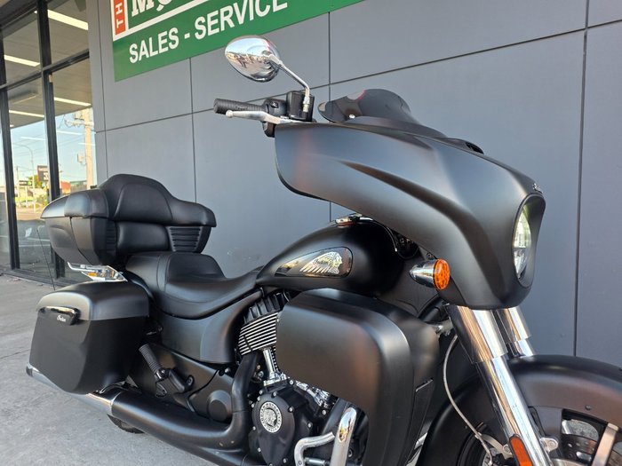 2020 INDIAN ROADMASTER GREY SMK/BLACK SMK BLACK