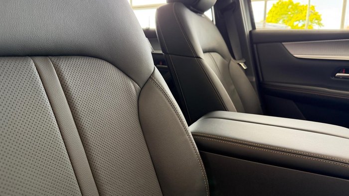 2025 Mazda CX-80 P50e GT