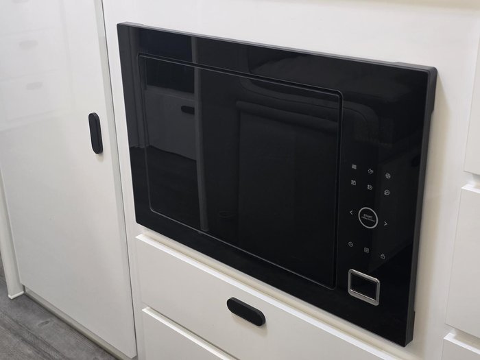 2025 JB Caravans Scorpion Sting Air 21'6 Rd Club