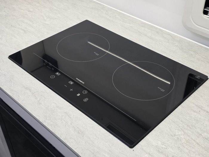 2025 JB Caravans Scorpion Sting Air 21'6 Rd Club