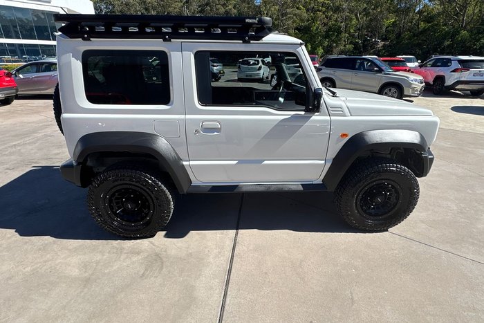 2022 Suzuki Jimny Lite