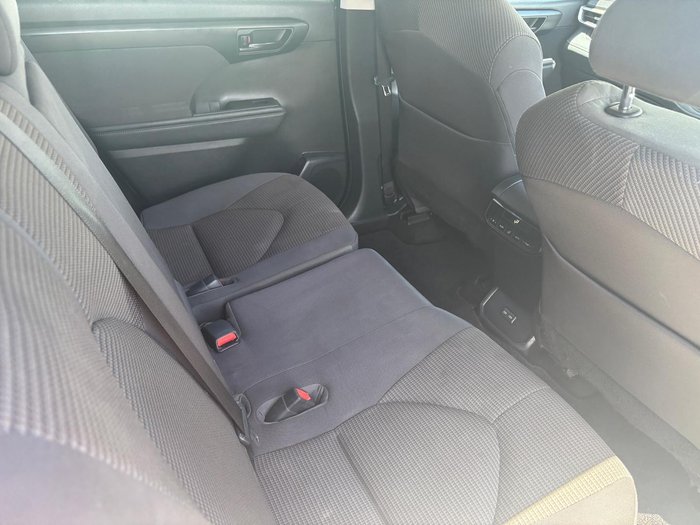 2022 Toyota Kluger GX