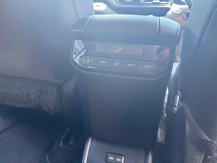 2022 Toyota Kluger GX