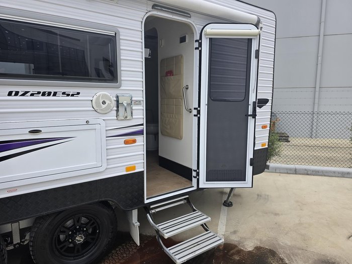 2016 New Age Caravans Oz Classic Oz22cl