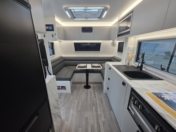 2025 New Age Caravans Big Red Br19