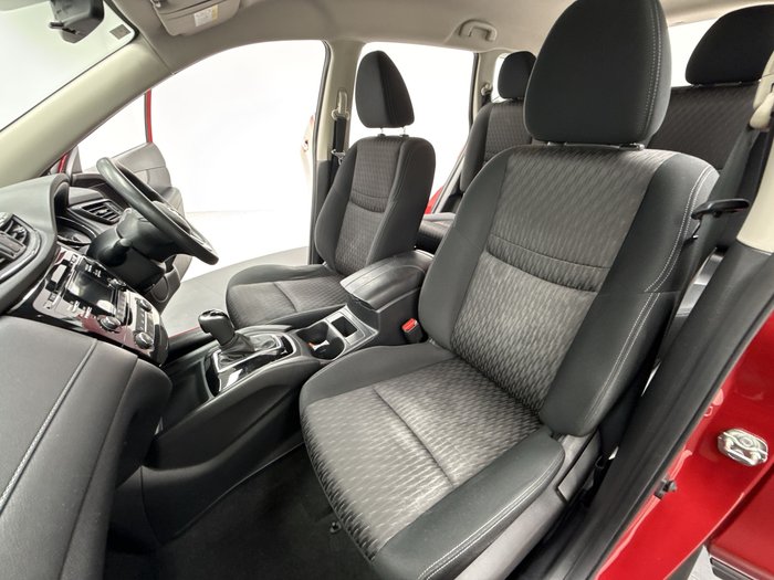 2018 Nissan X-TRAIL ST