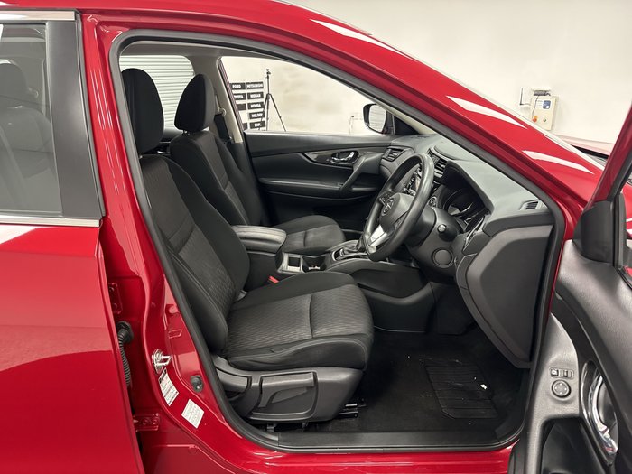 2018 Nissan X-TRAIL ST