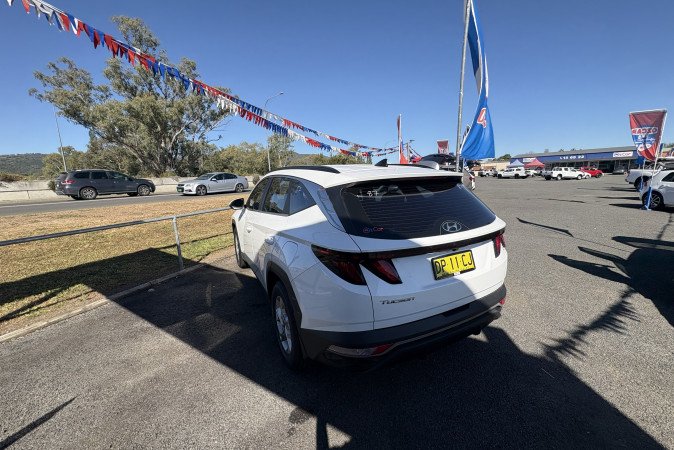 2021 HYUNDAI TUCSON (FWD)