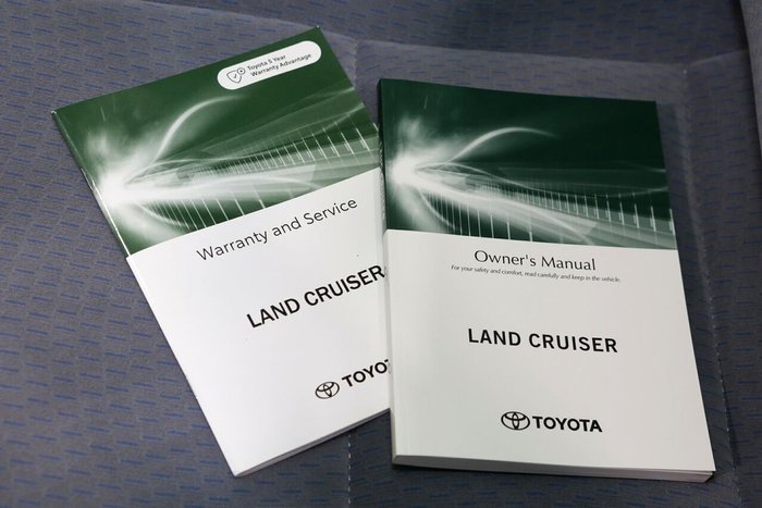 2025 Toyota Landcruiser GXL