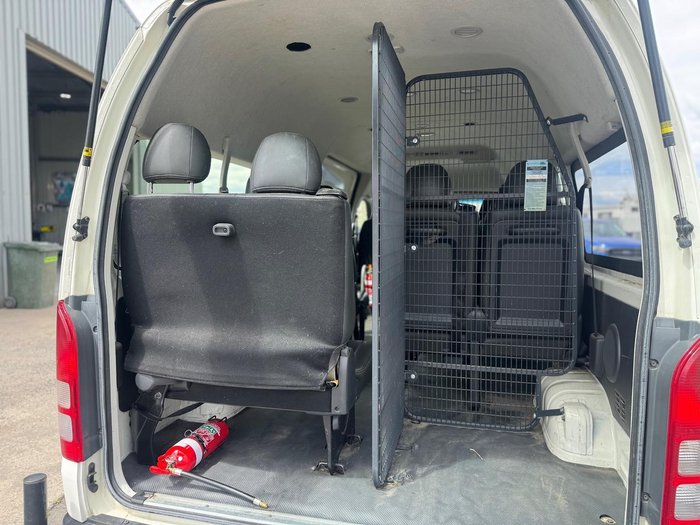 2018 Toyota Hiace Commuter