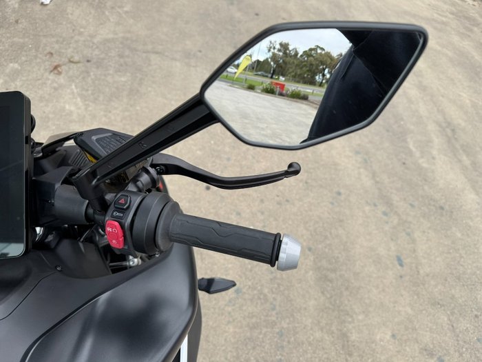 2024 CFMOTO NK ADVANCE WHITE