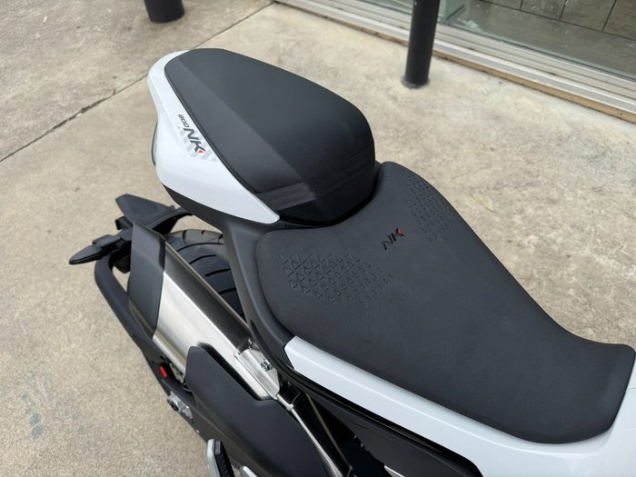 2024 CFMOTO NK ADVANCE WHITE