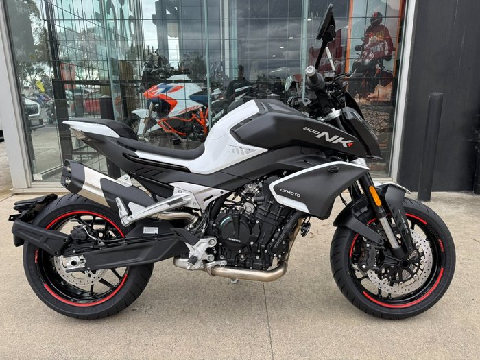 2024 CFMOTO NK ADVANCE WHITE