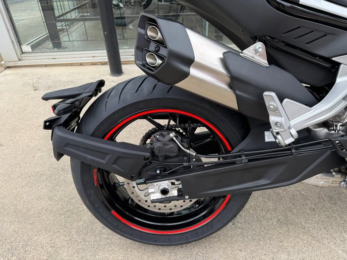 2024 CFMOTO NK ADVANCE WHITE