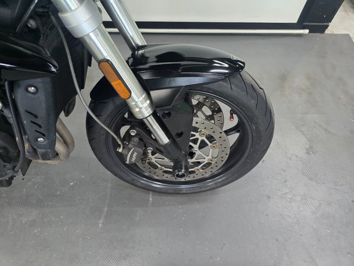 2018 Triumph STREET TRIPLE S 660 LAMS Black