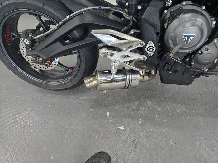 2018 Triumph STREET TRIPLE S 660 LAMS Black