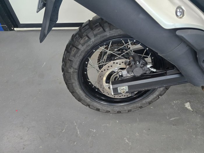 Suzuki 2015 SUZUKI 650CC DL650XAL5 GREY