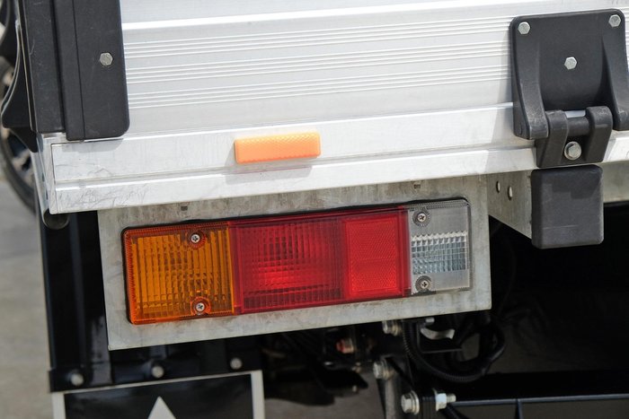 2019 Mitsubishi Triton GLX MR MY19 4x2 White