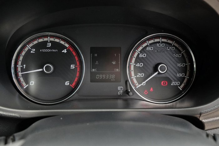 2019 Mitsubishi Triton GLX MR MY19 4x2 White