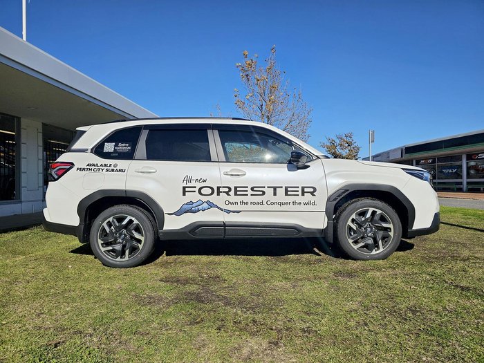 2025 Subaru Forester Touring S6 MY26 AWD Crystal White